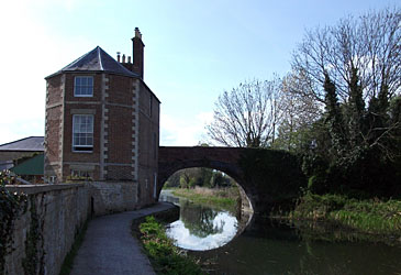 nutshellbridge